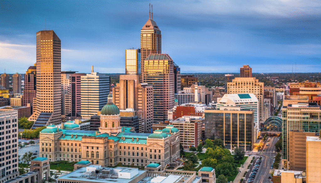 skyline photo of Indianapolis, IN